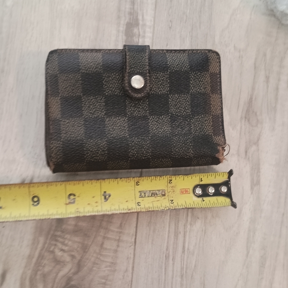 Authentic Louis Vuitton Damier kisslock women’s wallet w/ COA - Picture 13 of 14